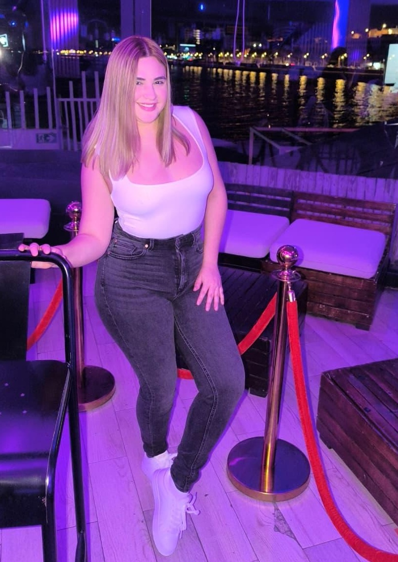 372dc772-ef4e-4781-a48d-c8a9b8d9b920